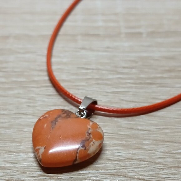 NWOT Fashion Necklace Orange Patterned Heart Pendant Jewelry #31 - Picture 3 of 7